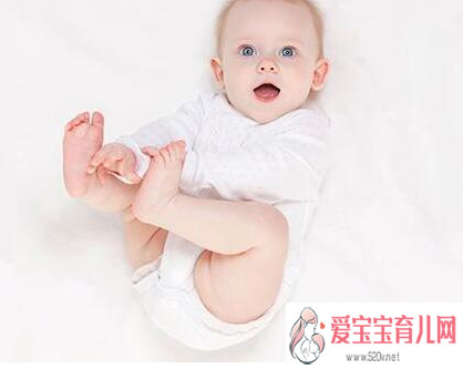 南昌代生孩子公司，宝宝不爱穿袜子怎么办宝宝可以光脚丫吗